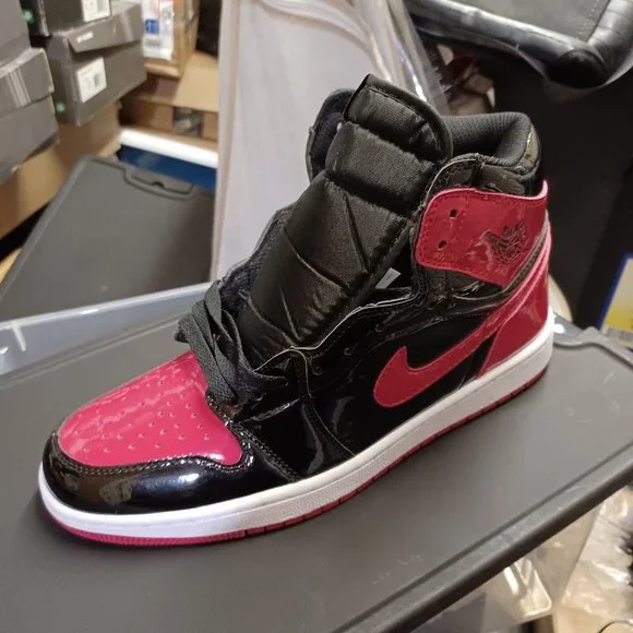 Bread - Picture 1 of 6